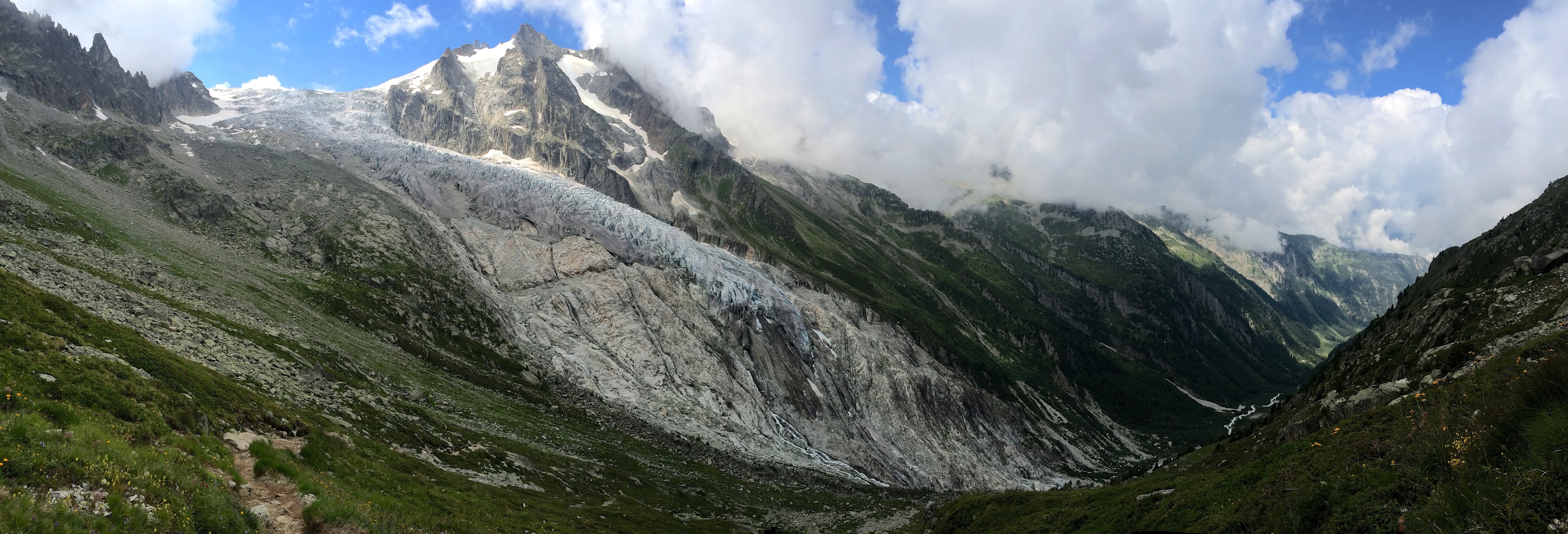 The stunning Glacier du Trient